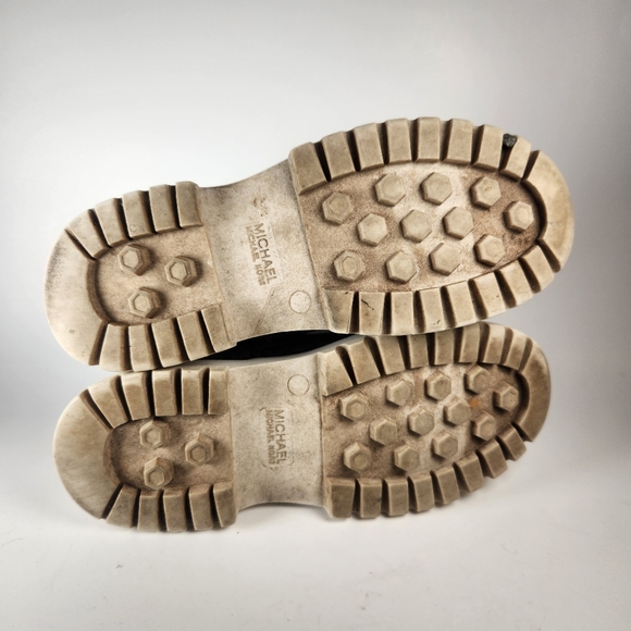 MICHAEL KORS Girls Payton Boot Size 2 Brown Lug Sole Signature Logo Textile - Picture 8 of 13